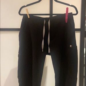 Figs Lola scrub pants, black size small